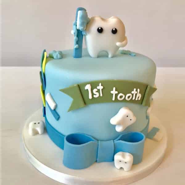 1st teeth cake
