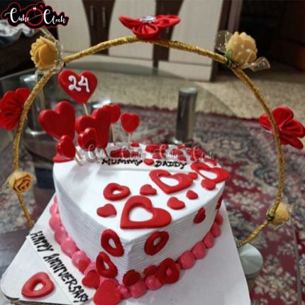 Heart Shape Anniversary Cake With Flowers