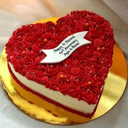 heart shape flowers cake