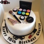 makeup theme cake